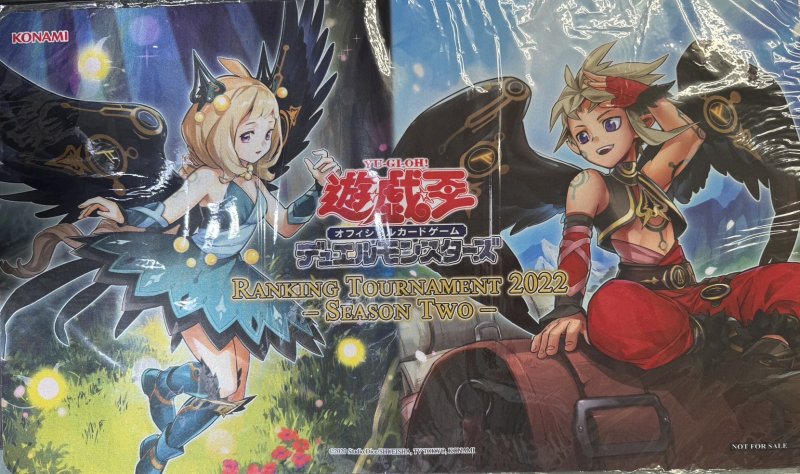 画像1: 【プレイマット】神碑の翼フギン＆神碑の翼ムニン【未開封】 (1)