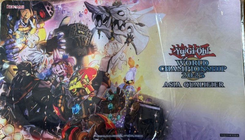 画像1: 【未開封】 WCQ2025 中国 スプリガンズ・ブーティー/プレイマット (1)